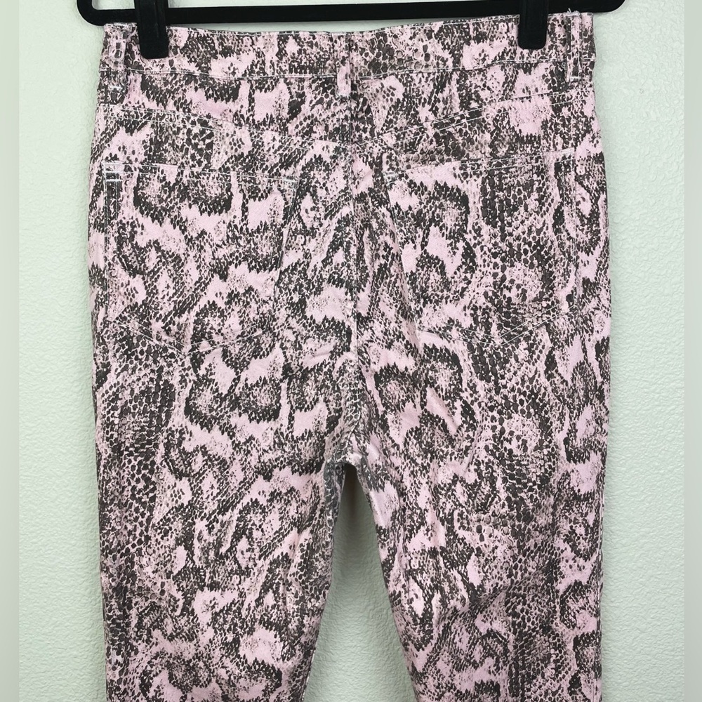 BDG Urban Outfitters Women's 30 Twig High-Rise Pink Brown Snakeskin Snake Crop - Picture 12 of 16